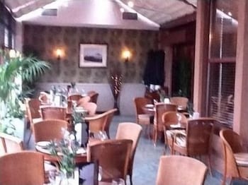 Lauriston Hotel 21/23