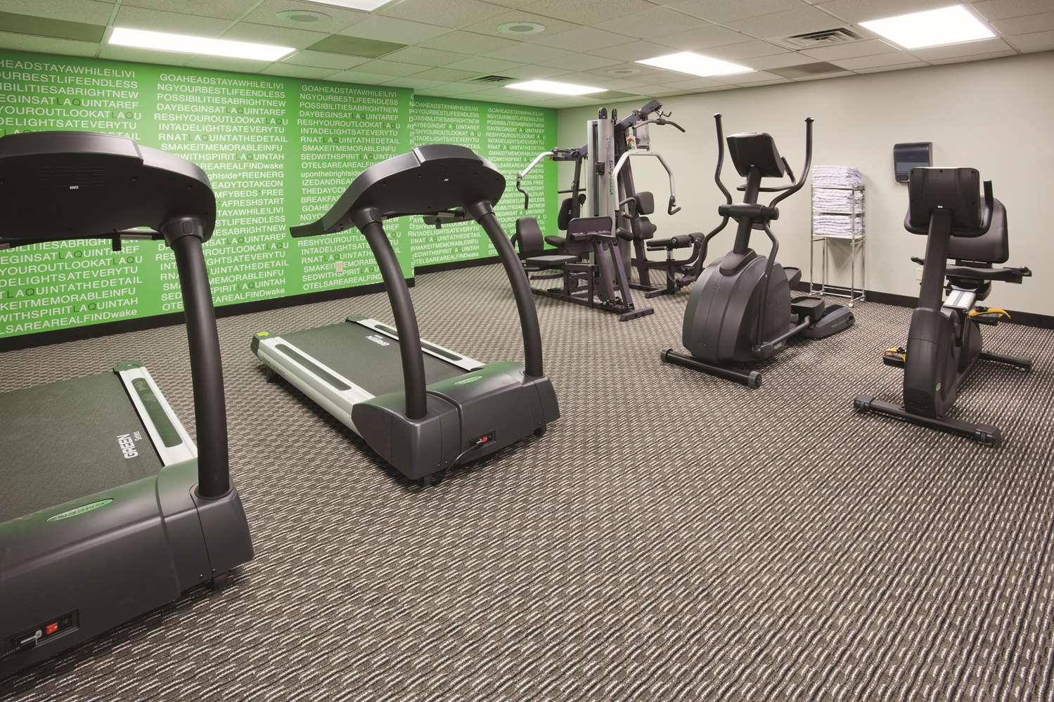 La Quinta Inn & Suites by Wyndham Minneapolis Bloomington W 24/52