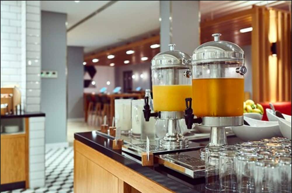 Holiday Inn Express Gibraltar 42/48
