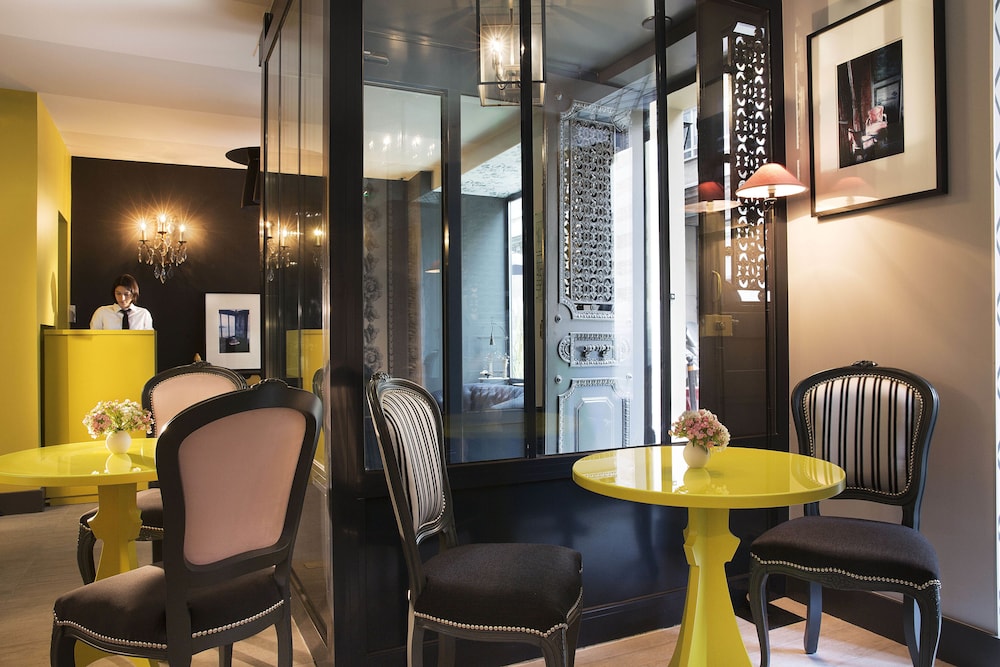 Hotel Les Plumes 36/52