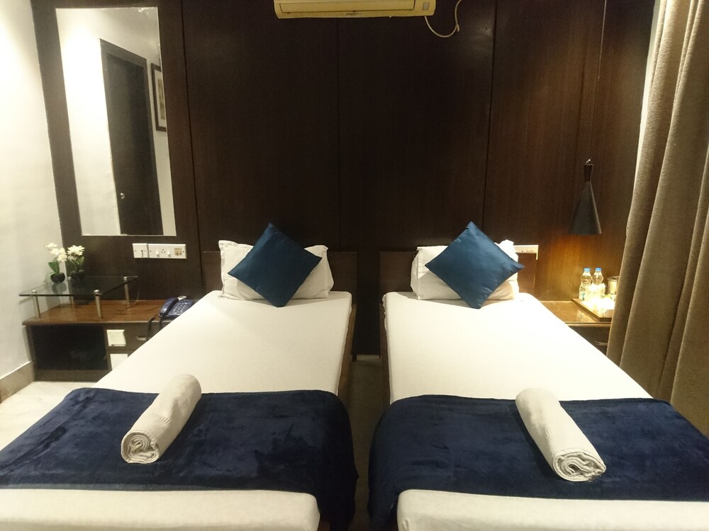 Tatvam Residency 30/45