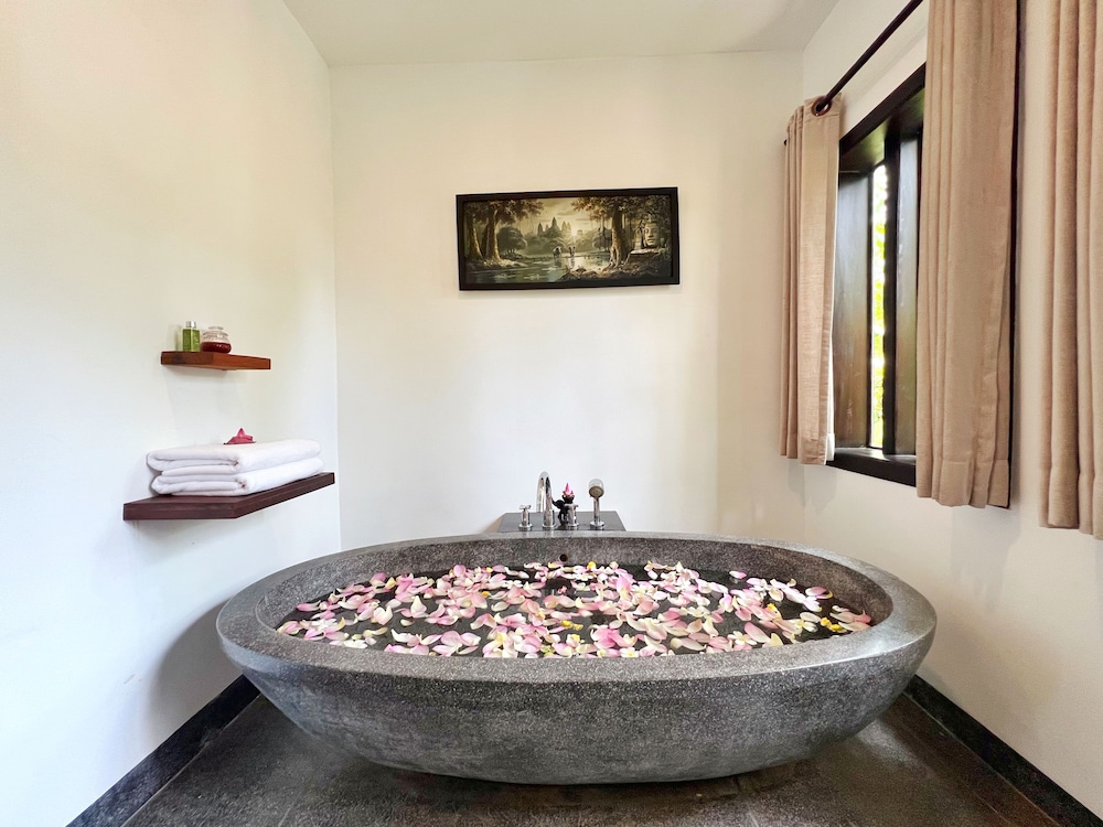 The Bliss Angkor 48/72