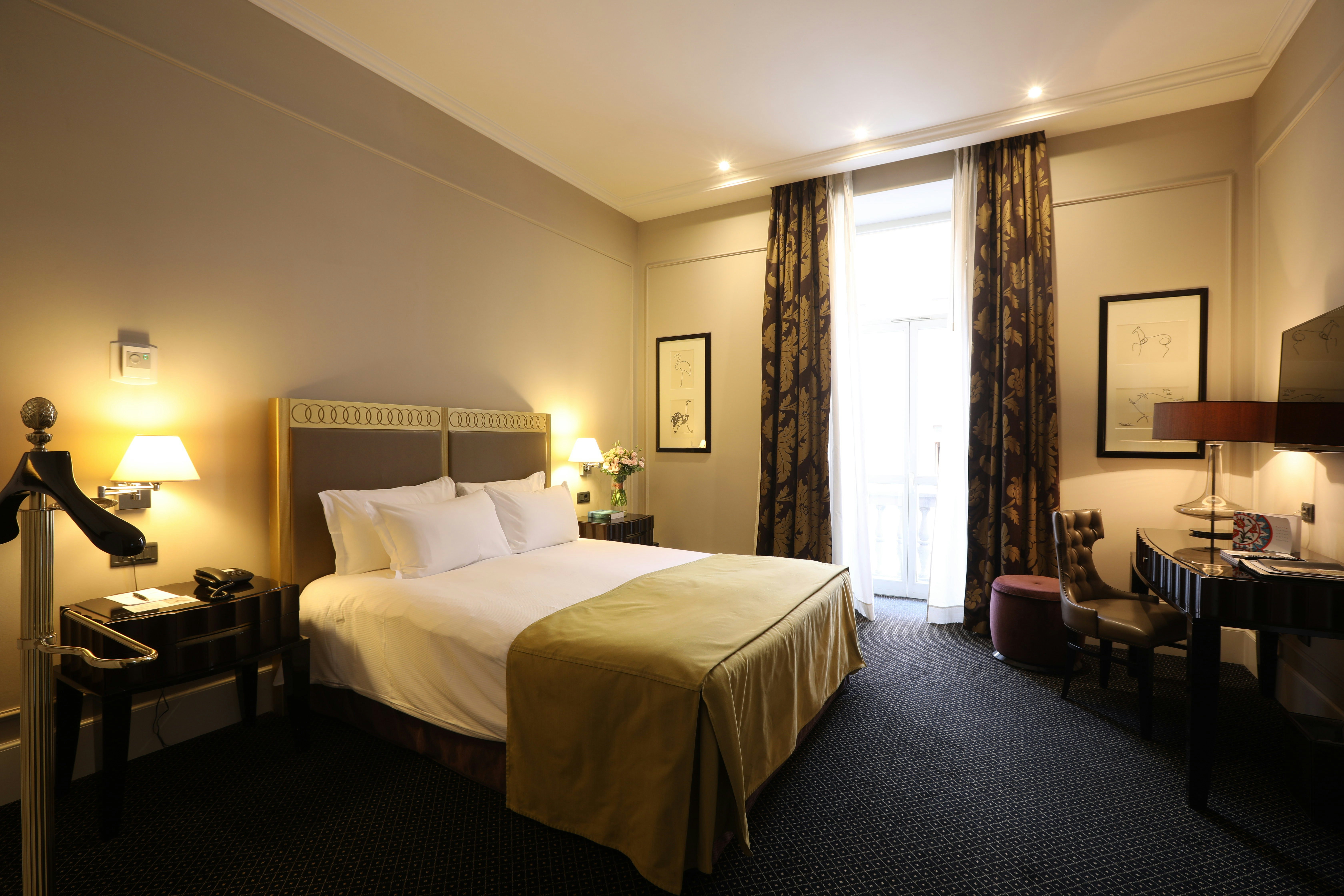 GRAND HOTEL YEREVAN 23/65
