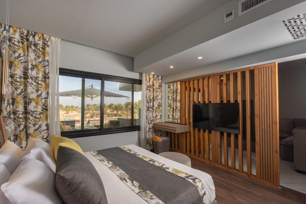 Jacuzzi Suite