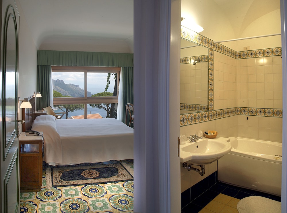 Hotel Rufolo 19/71