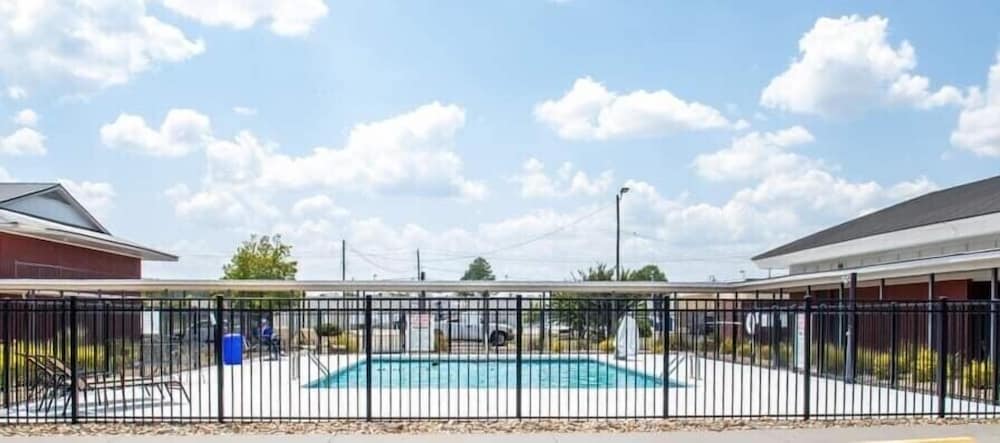 Econo Lodge Vidalia, GA 4/50