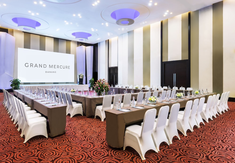 Grand Mercure Danang 63/69