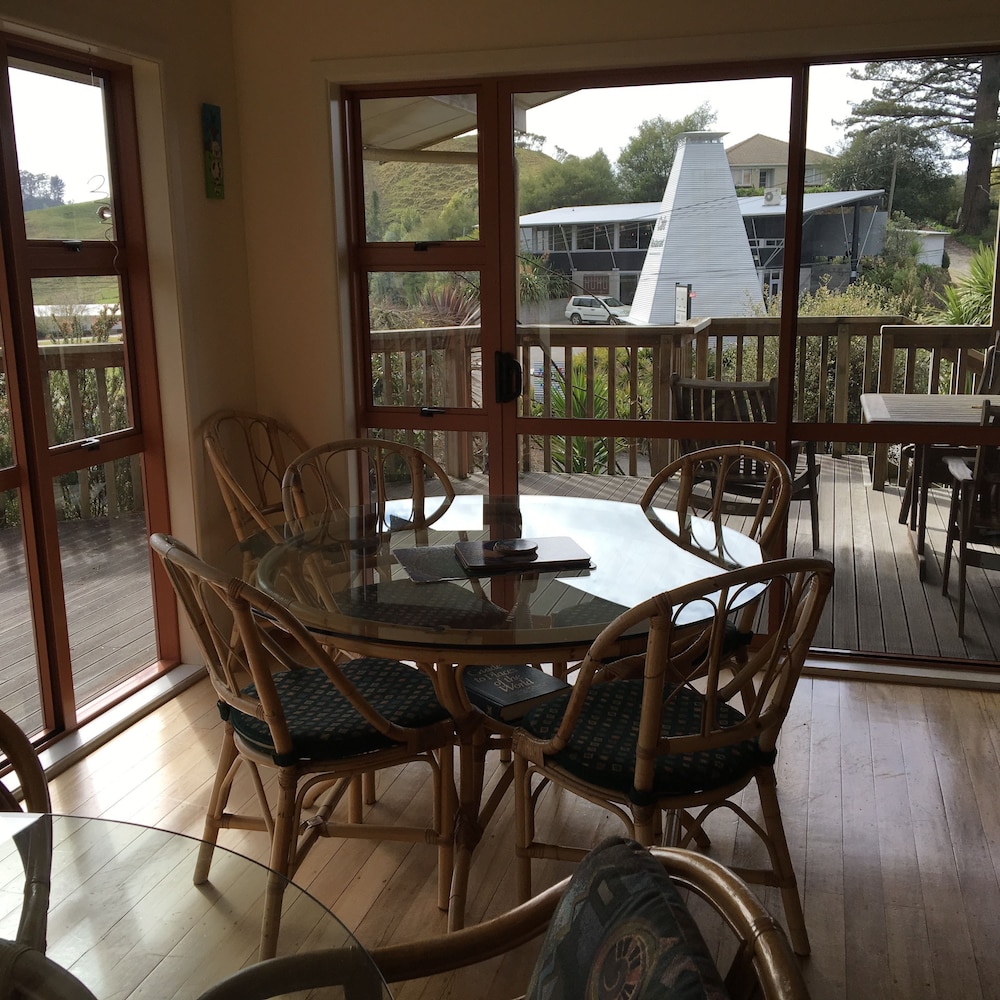 WAITOMO CAVES GUEST LODGE 50/73