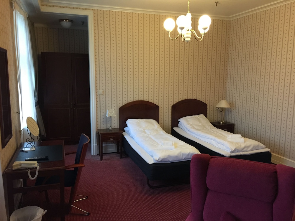 BEST WESTERN SAUDA FJORDHOTELL 15/50