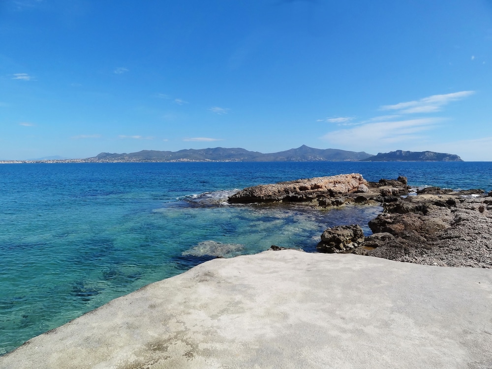 Dionysos Hotel Agistri 41/50