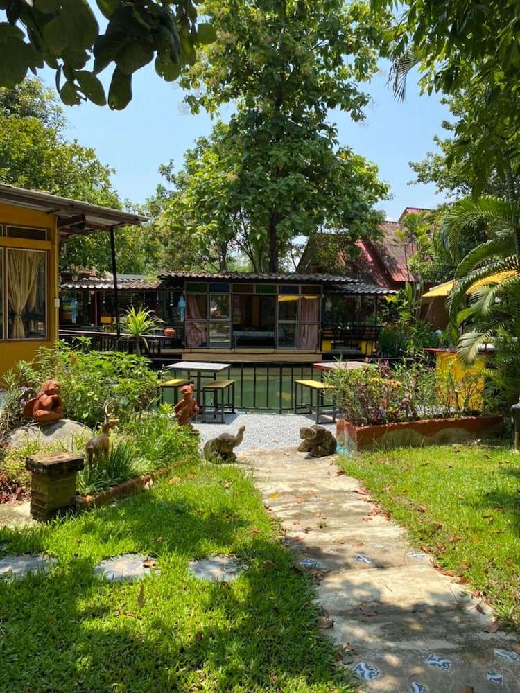 Viewdoi Art and Resort 3/58