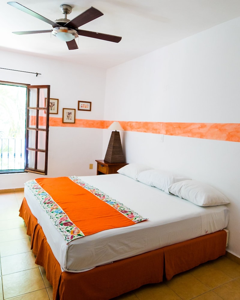 Hotel Casa de las Flores by Kavia 49/63