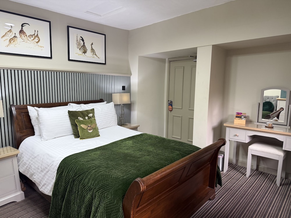 Collection, Standard, Double Bed