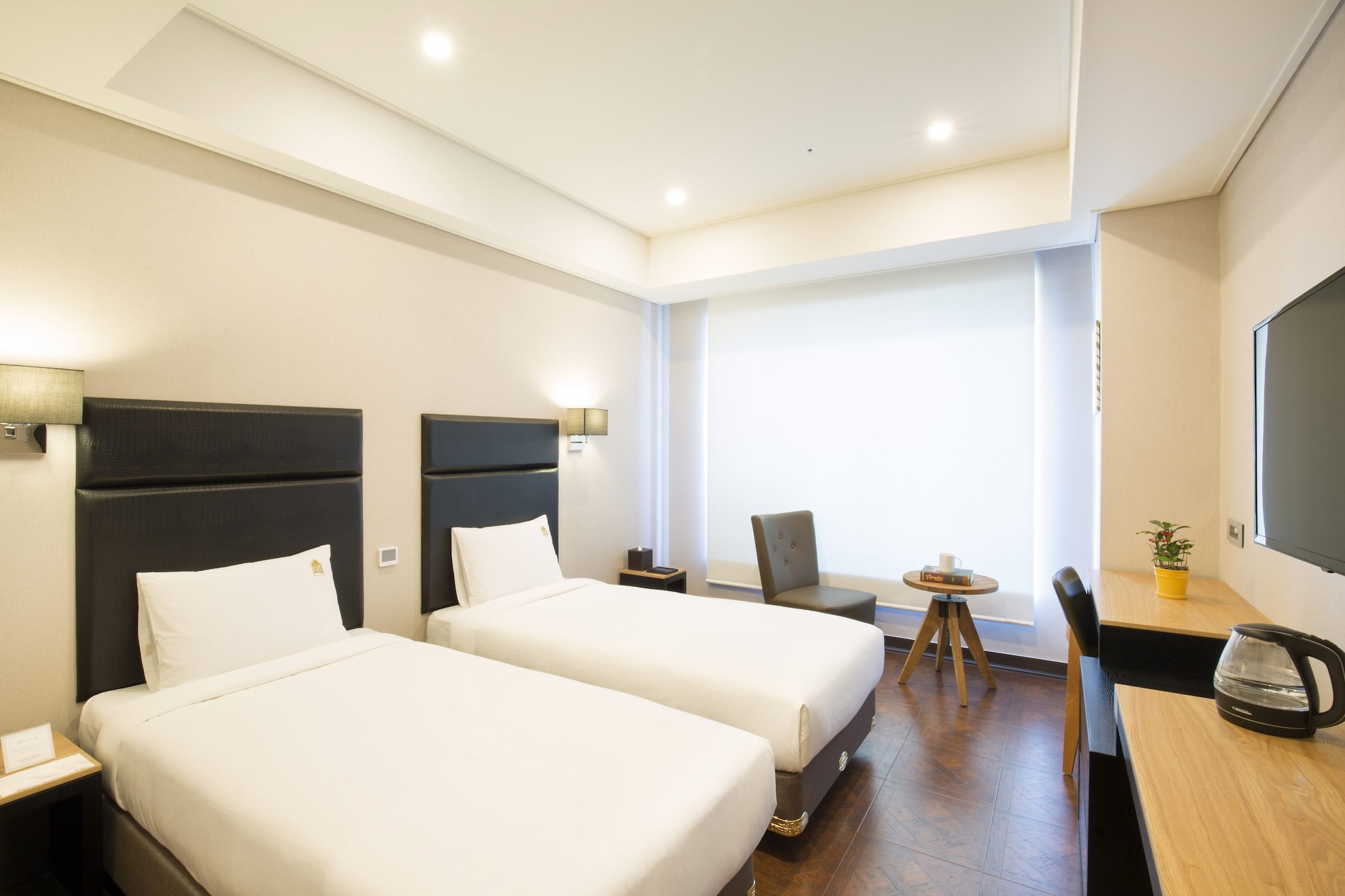STANDARD, TWIN BEDS