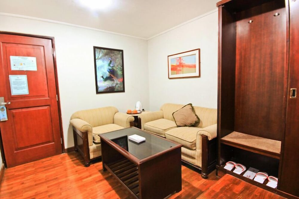 Grand Menteng Hotel 38/50