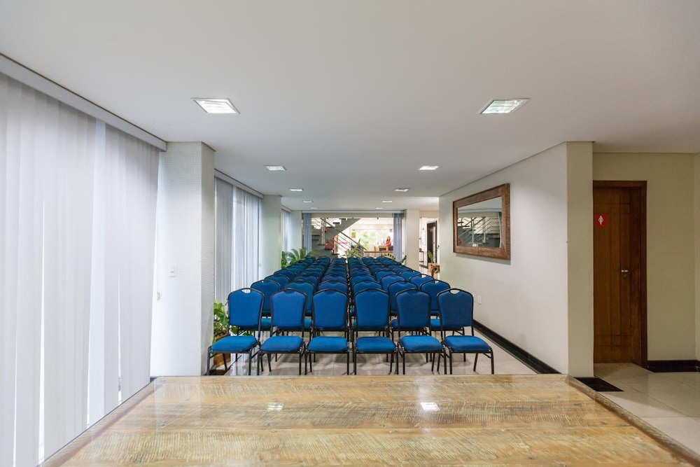 Eunapolis Plaza Hotel 32/43