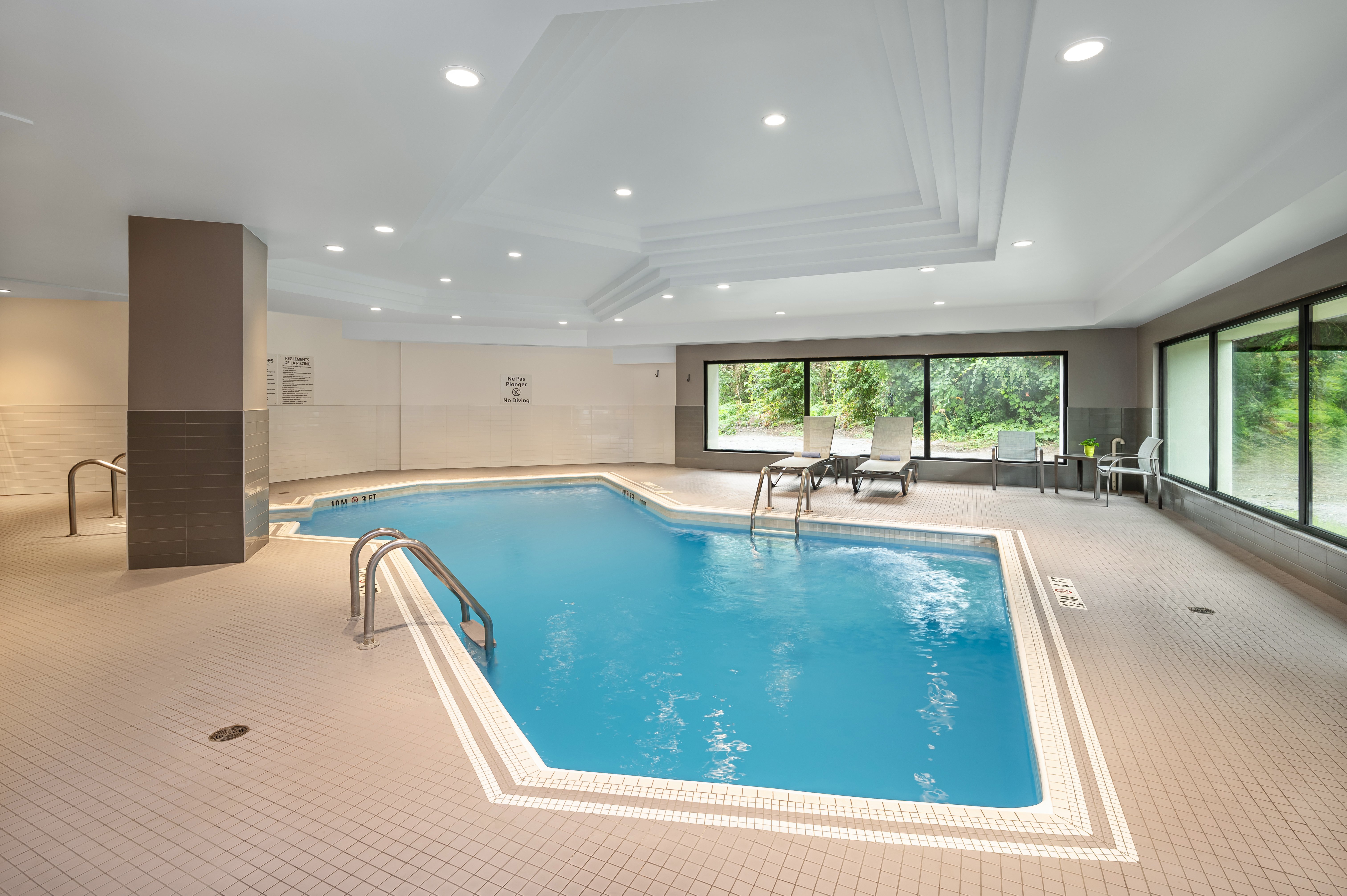 swimming pool spa