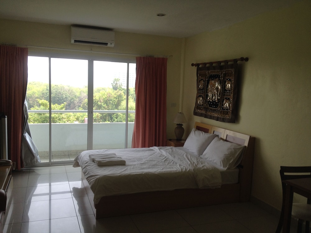 Jomtien Hostel 15/68