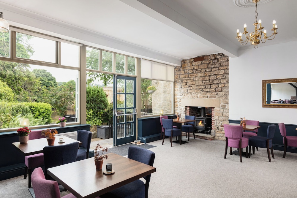 The George Hotel 33/46