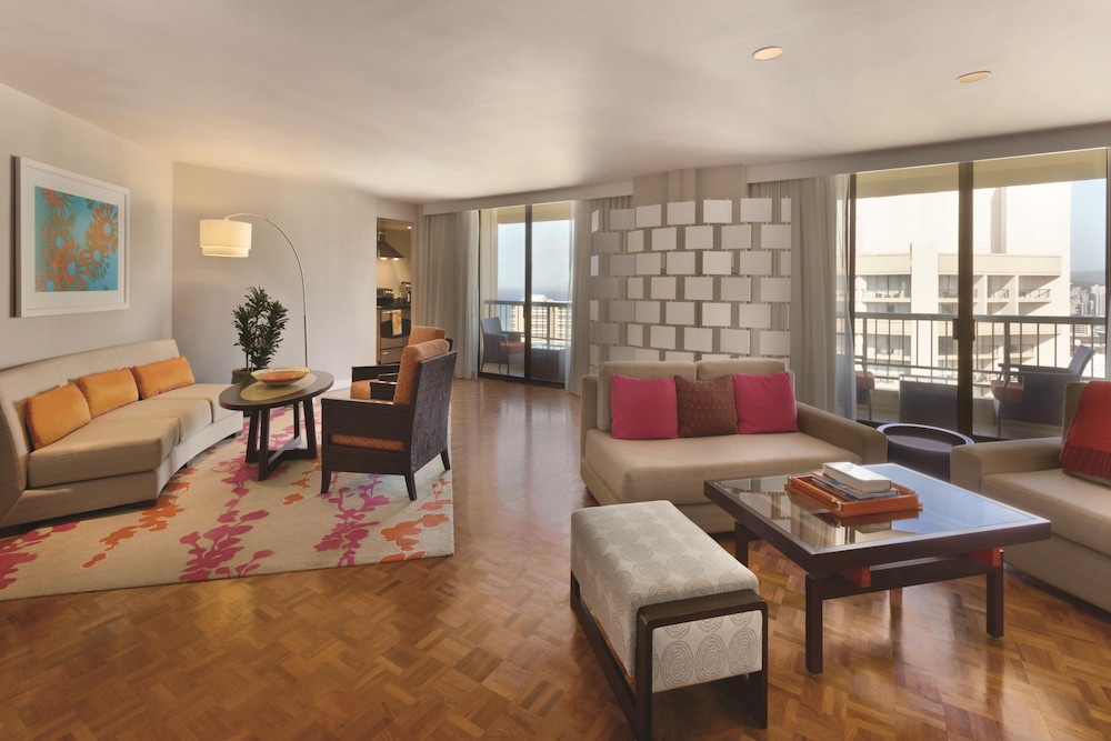 Hyatt Regency Waikiki Beach Resort and Spa 29/50