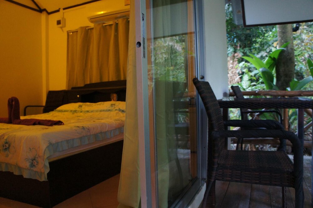 Exotic Bungalows 43/56