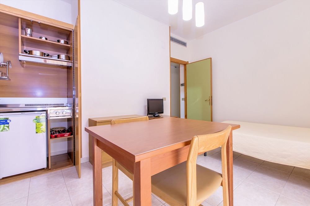 Hotel Residence Ulivi E Palme 60/71