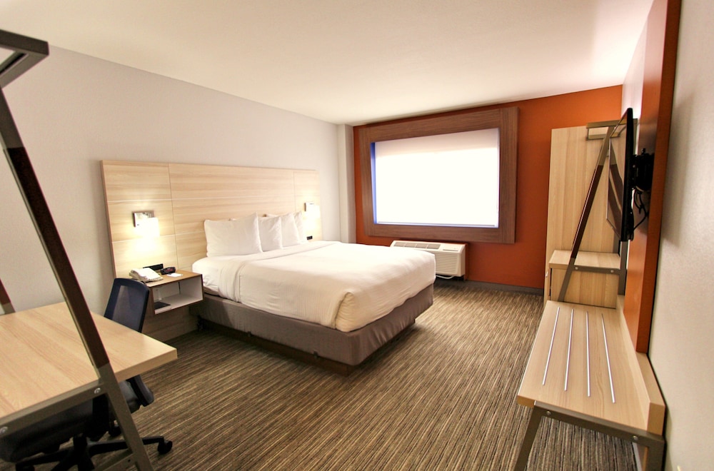 Holiday Inn Express Sedona Oak Creek 27/73