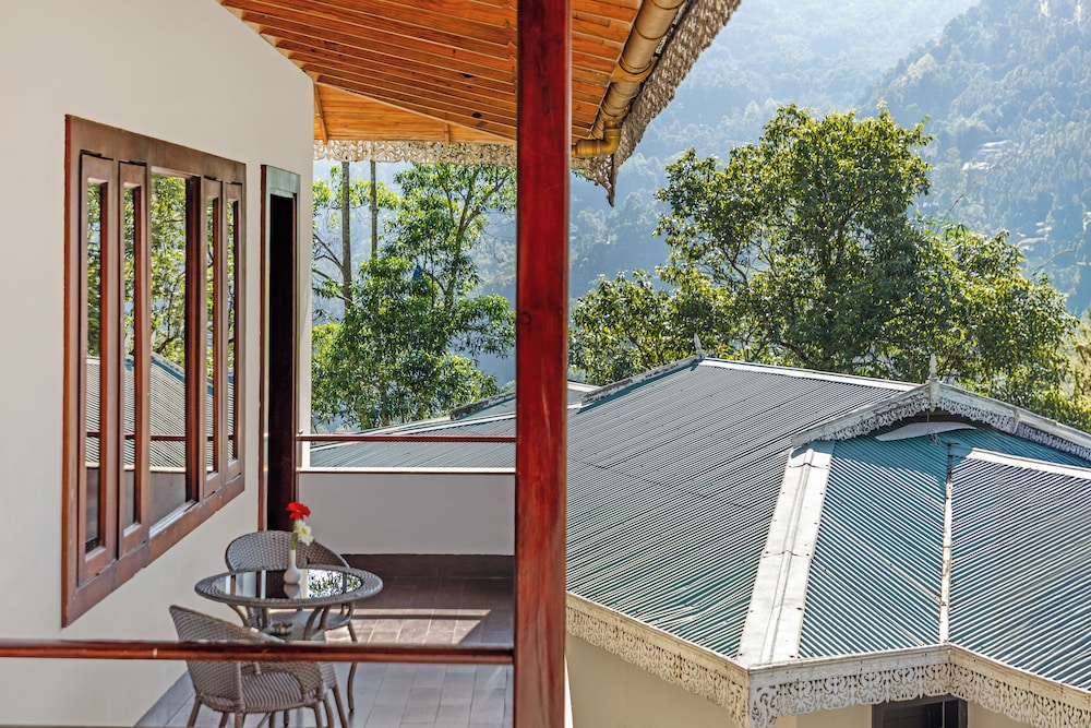 Sterling Gangtok - Orange Village 98/125