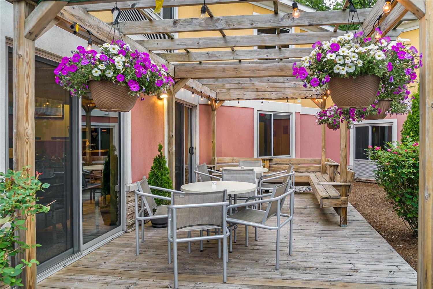 Best Western Plus Traverse City 30/39