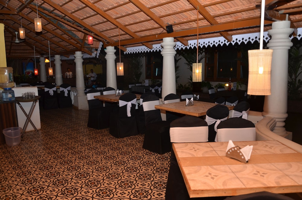 Tangerine Boutique Resort 39/44