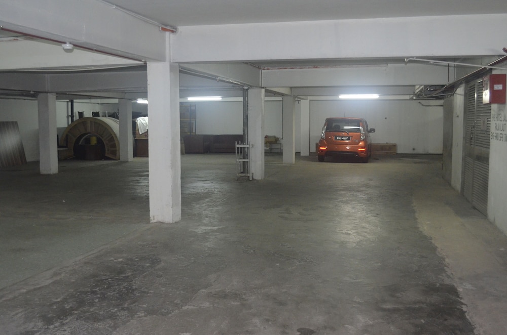 Hotel Grand Mutiara 63/71