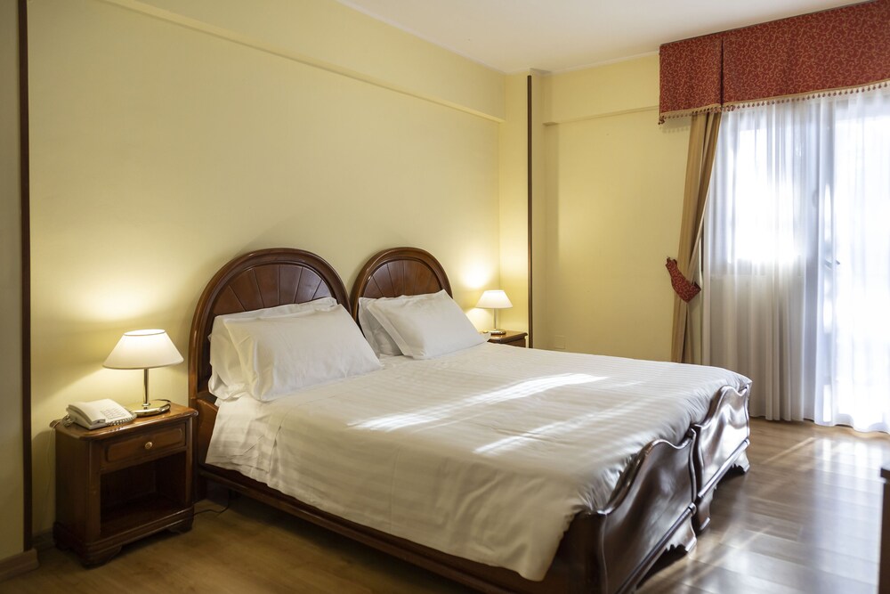 GRAND HOTEL DEL PARCO 38/62