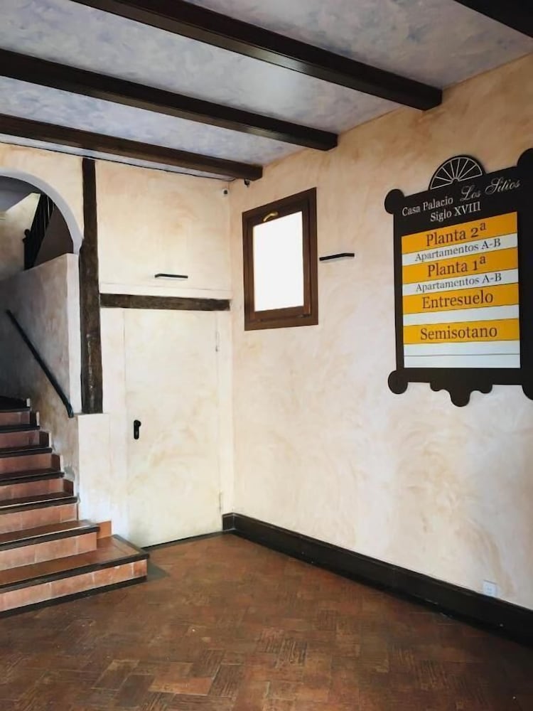 Apartamentos Casa Palacio de Los Sitios 7/37