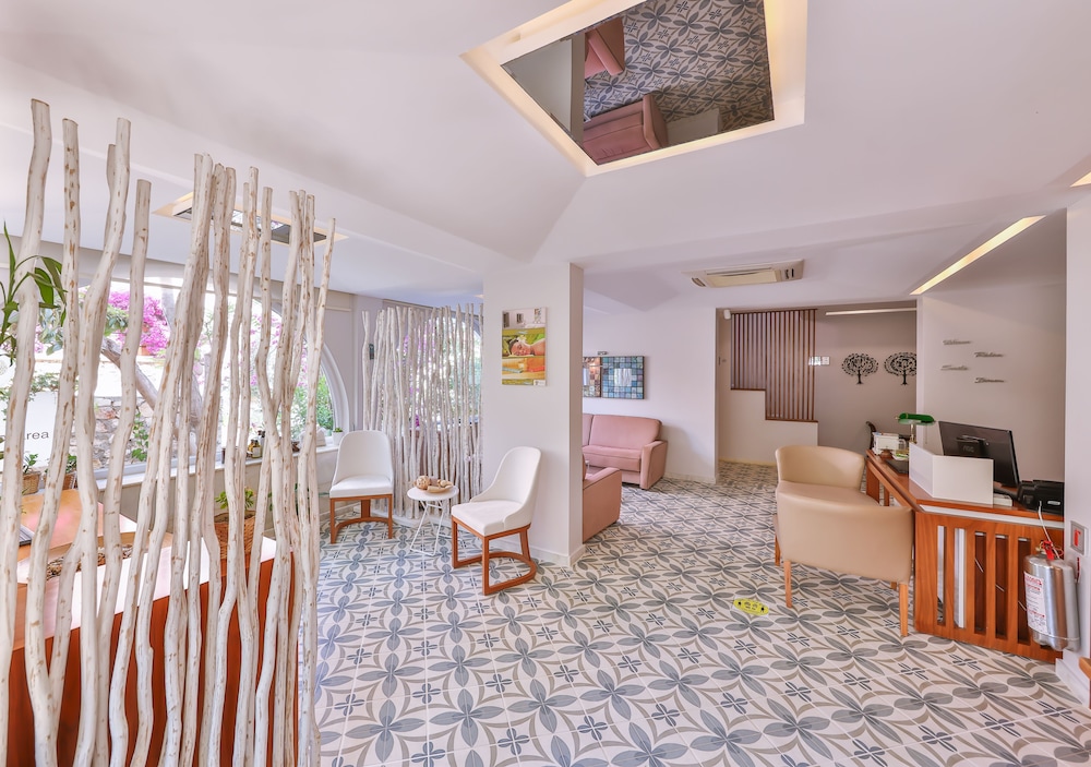 Olea Nova Boutique Hotel 53/73