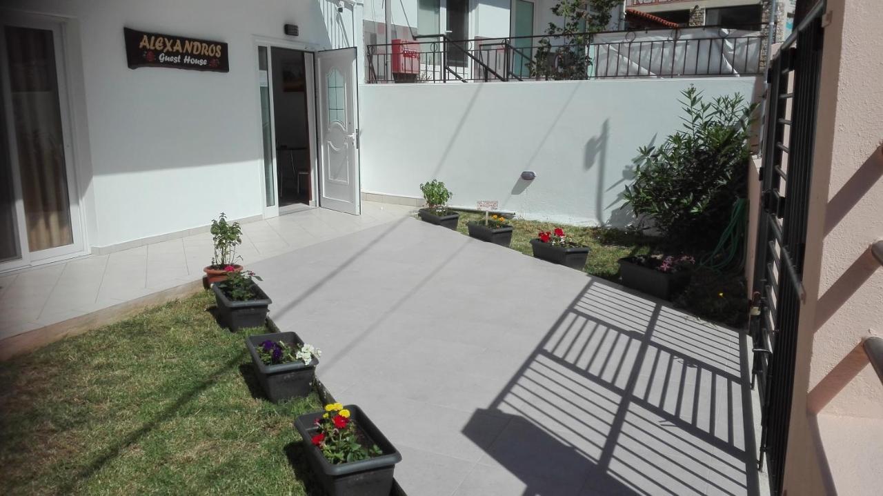 Alexandros Guest House 14/16