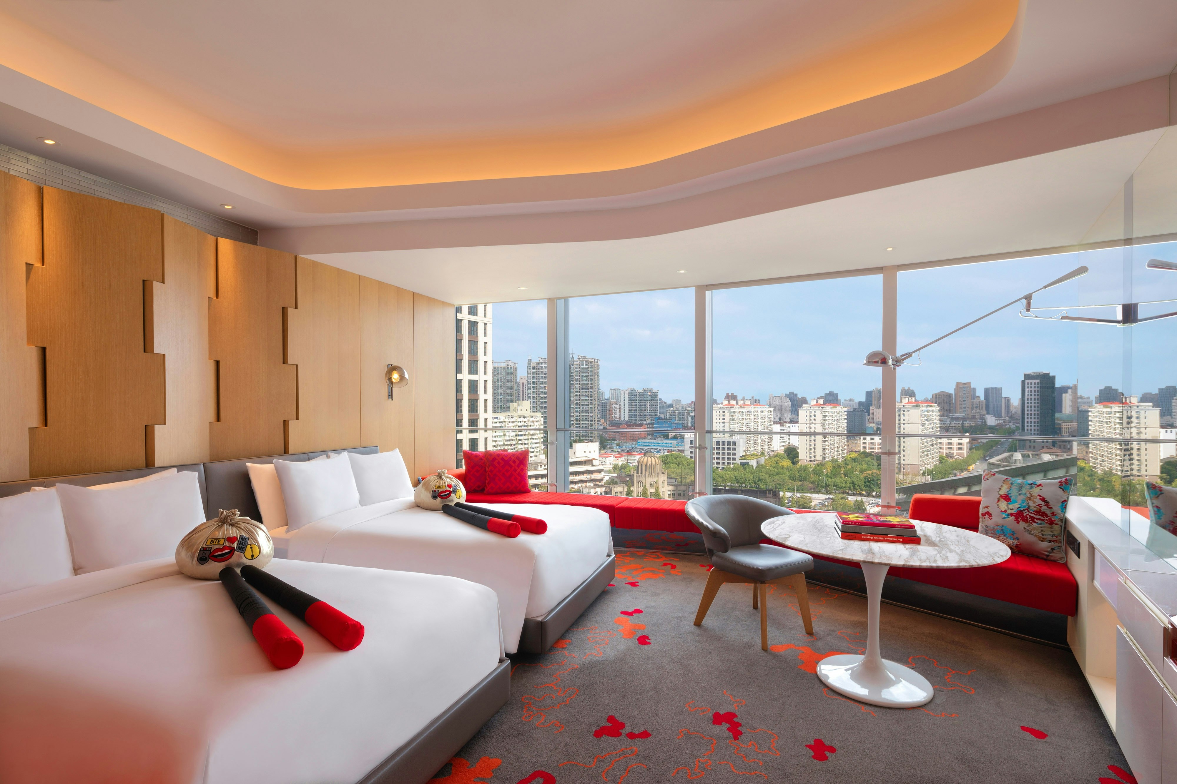 Room, Queen Bed