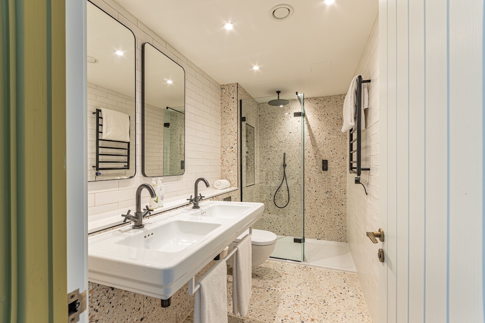 Harbour Beach Club, Hotel & Spa 50/50