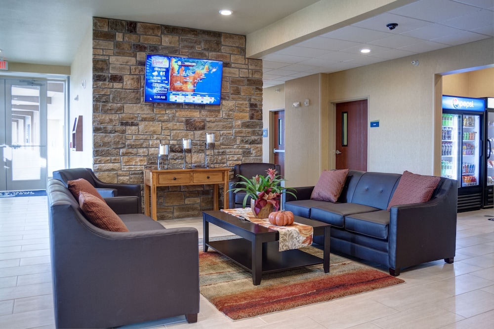 Cobblestone Hotel & Suites - Jefferson 24/39