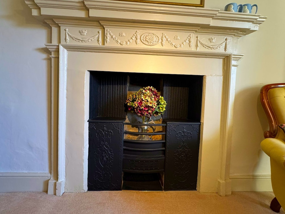 The Old Vicarage B&B 11/50