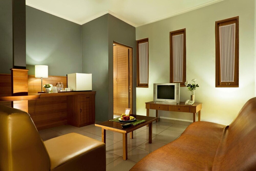Hotel Ilos 15/19
