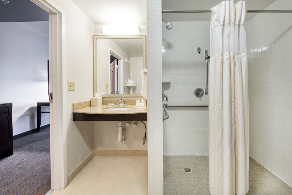 Hilton Garden Inn Durham Southpoint, NC 20/61