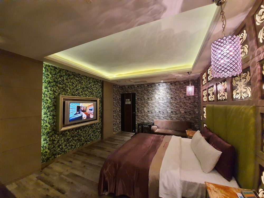 Jin Sha Motel 26/49