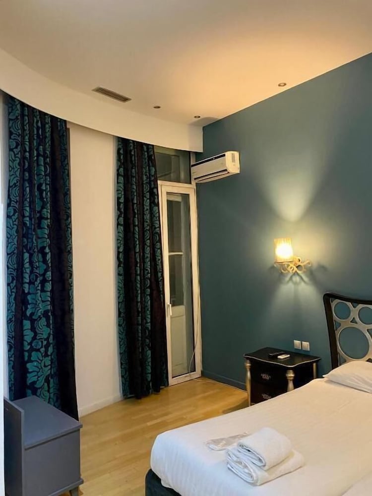 Art Hotel Athens 13/50