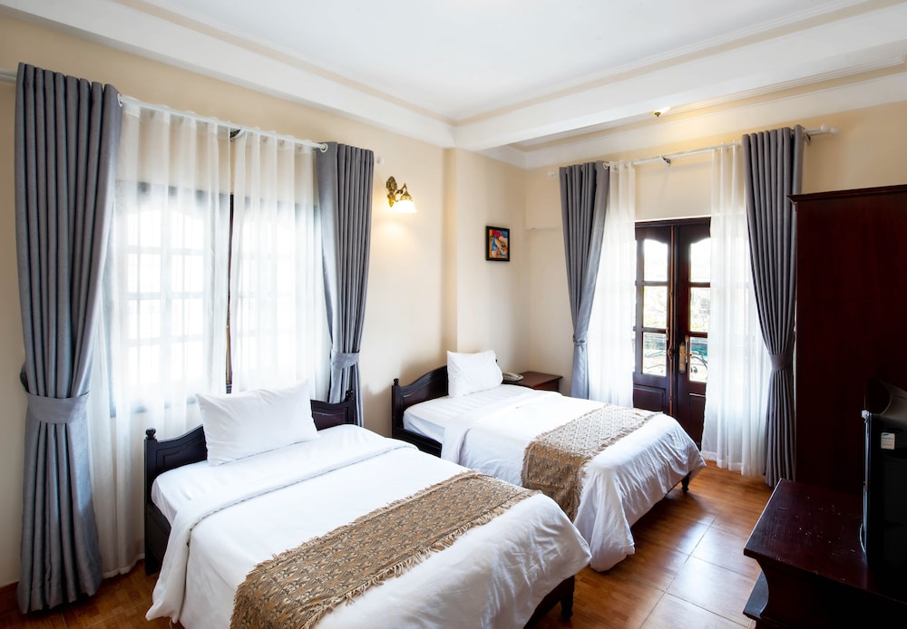 Le Petit Paris Hotel Dalat 24/67
