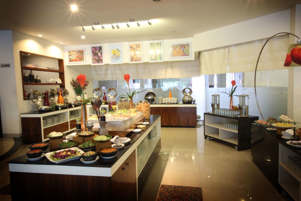 Permata Hotel 34/45