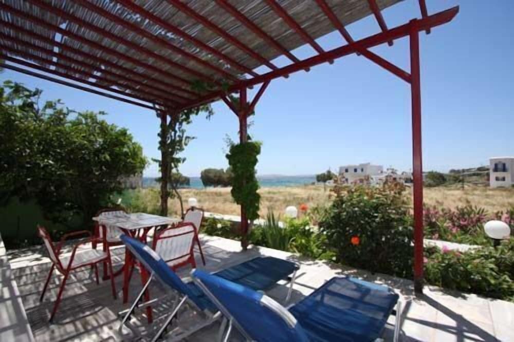 Akrogiali Hotel 14/34