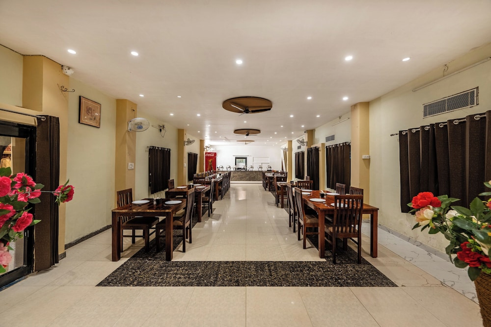 THE COUNTRY SIDE RESORT 26/48