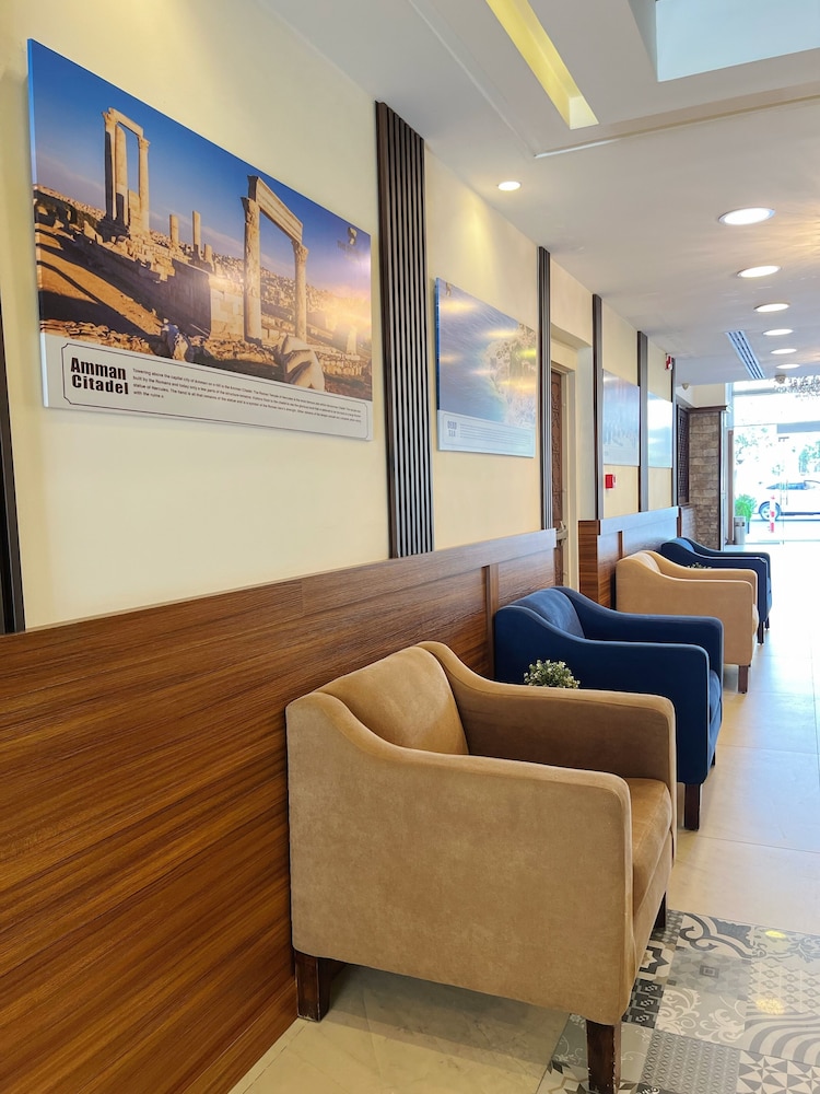 7th Star Hotel Suites 16/28