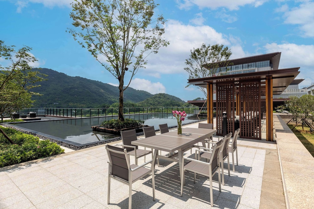 Ramada by Wyndham Taizhou West 61/69