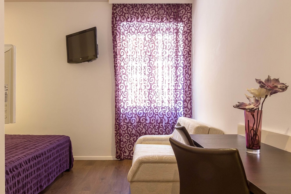 Apartments Aspalathos 44/56